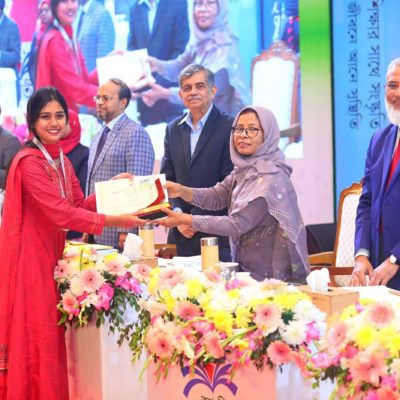 উচ্চাঙ্গ নৃত্যে জাতীয় পর্যায়ে পুরো বাংলাদেশ এর মধ্যে দ্বিতীয় হলেন ফেনীর সন্তান লাবন্যমহি সিংহ।